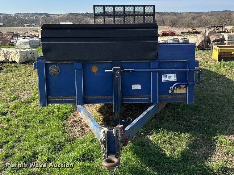 image for item DV0886 2015 Titan utility trailer