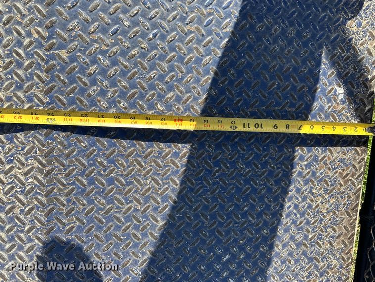 image for item DV0886 2015 Titan utility trailer