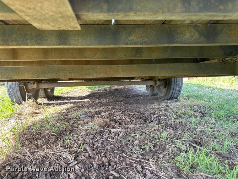 image for item DV0886 2015 Titan utility trailer