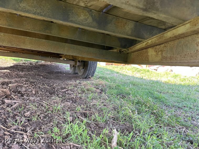 image for item DV0886 2015 Titan utility trailer