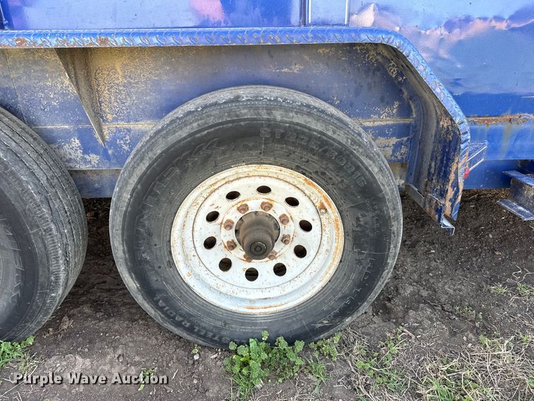 image for item DV0886 2015 Titan utility trailer