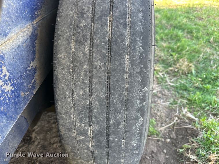 image for item DV0886 2015 Titan utility trailer