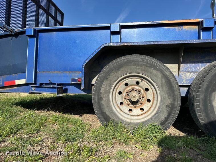 image for item DV0886 2015 Titan utility trailer
