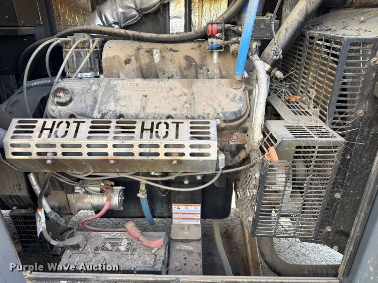 image for item DZ5367 Generac WG090 generator