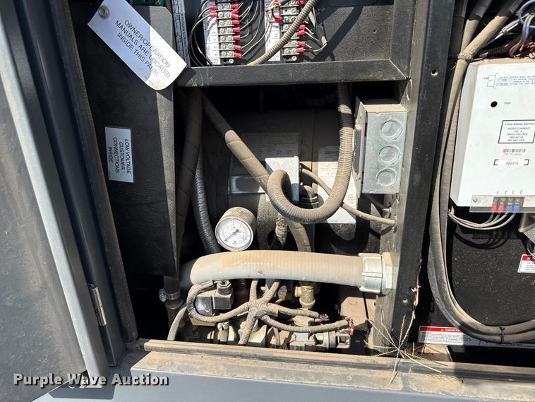 image for item DZ5367 Generac WG090 generator