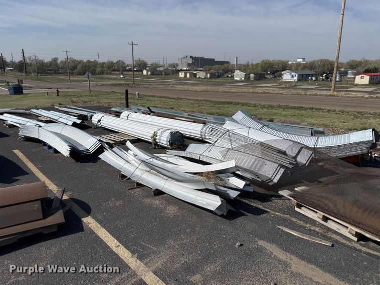 image for item DZ5368 Quonset building