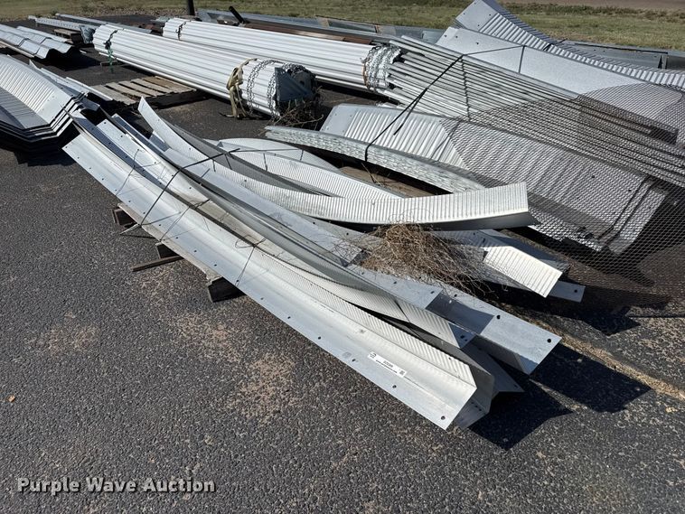 image for item DZ5368 Quonset building