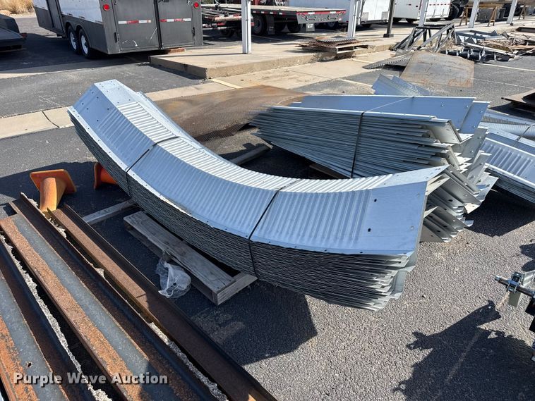 image for item DZ5368 Quonset building