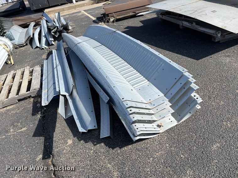 image for item DZ5368 Quonset building