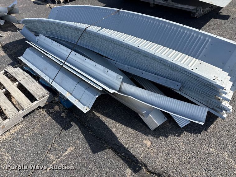 image for item DZ5368 Quonset building