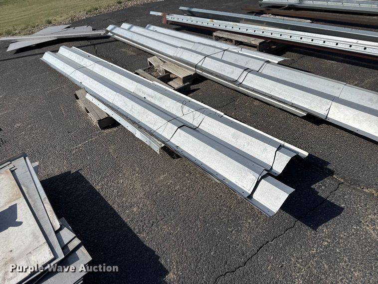 image for item DZ5368 Quonset building