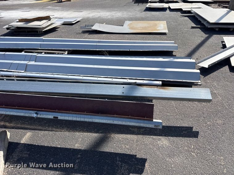 image for item DZ5368 Quonset building