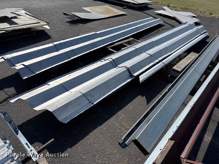 image for item DZ5368 Quonset building