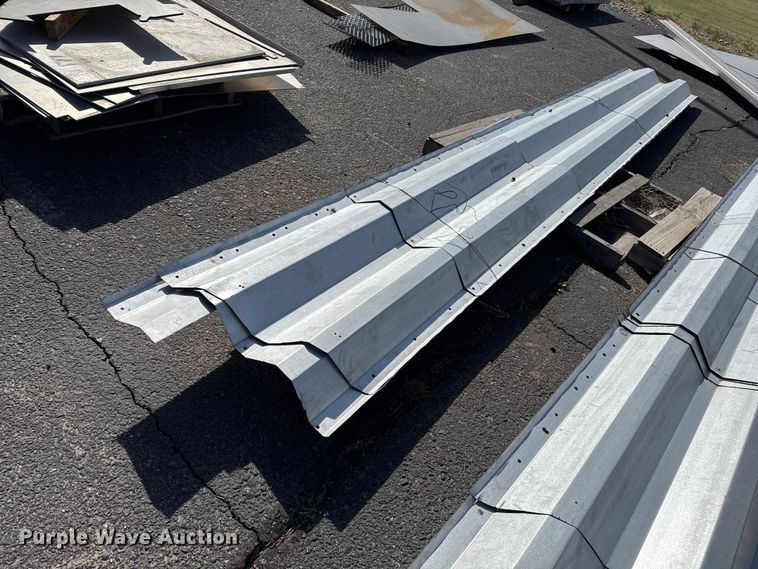 image for item DZ5368 Quonset building