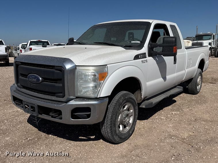 image for item DZ5382 2016 Ford F250 Super Duty Ext. Cab pickup truck