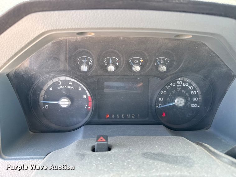 image for item DZ5382 2016 Ford F250 Super Duty Ext. Cab pickup truck