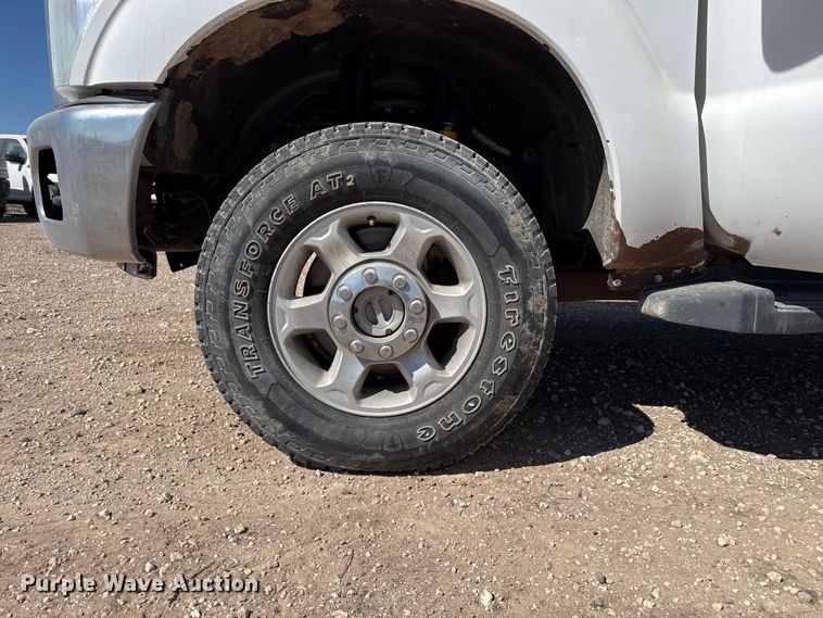 image for item DZ5382 2016 Ford F250 Super Duty Ext. Cab pickup truck