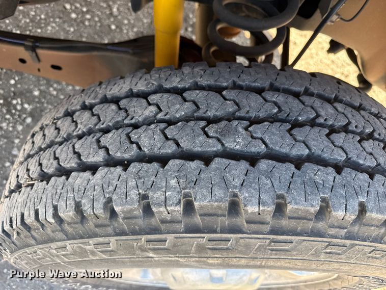 image for item DZ5382 2016 Ford F250 Super Duty Ext. Cab pickup truck