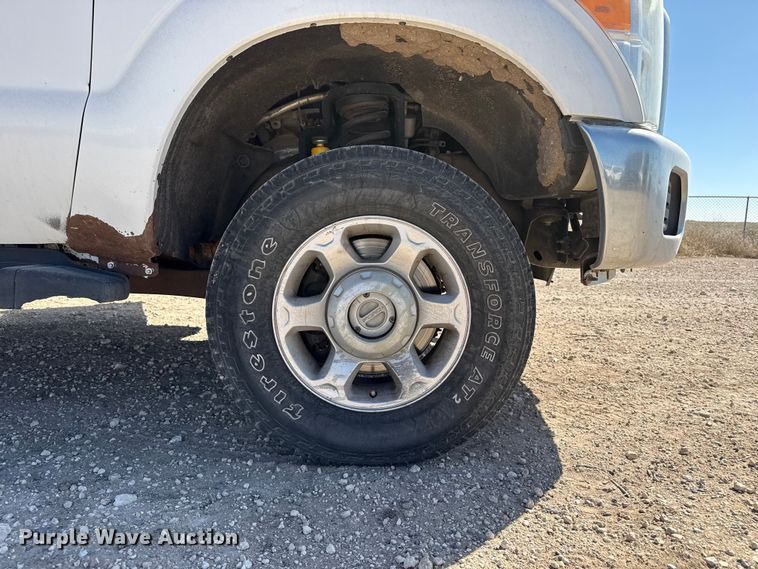 image for item DZ5382 2016 Ford F250 Super Duty Ext. Cab pickup truck