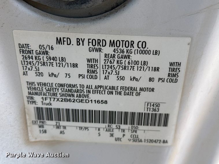 image for item DZ5382 2016 Ford F250 Super Duty Ext. Cab pickup truck