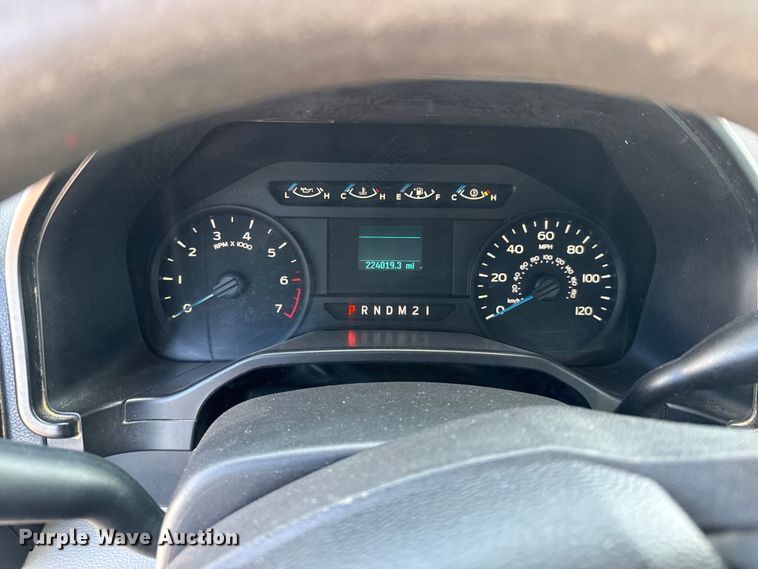 image for item DZ5383 2015 Ford F150 Ext. Cab pickup truck