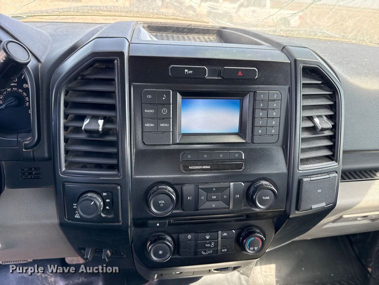 image for item DZ5383 2015 Ford F150 Ext. Cab pickup truck