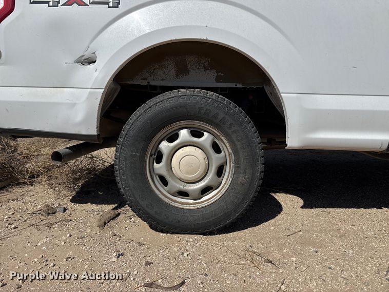 image for item DZ5383 2015 Ford F150 Ext. Cab pickup truck