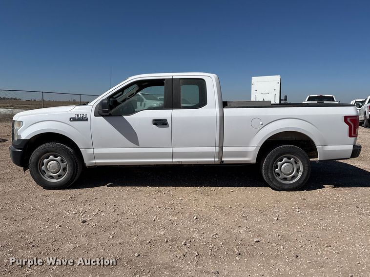 image for item DZ5386 2015 Ford F150 Ext. Cab pickup truck