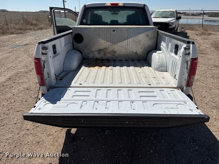 image for item DZ5386 2015 Ford F150 Ext. Cab pickup truck