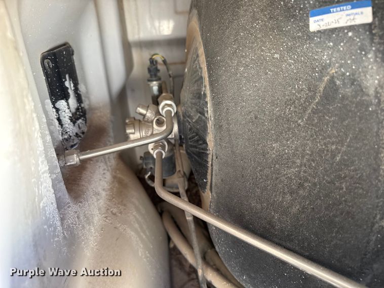 image for item DZ5386 2015 Ford F150 Ext. Cab pickup truck