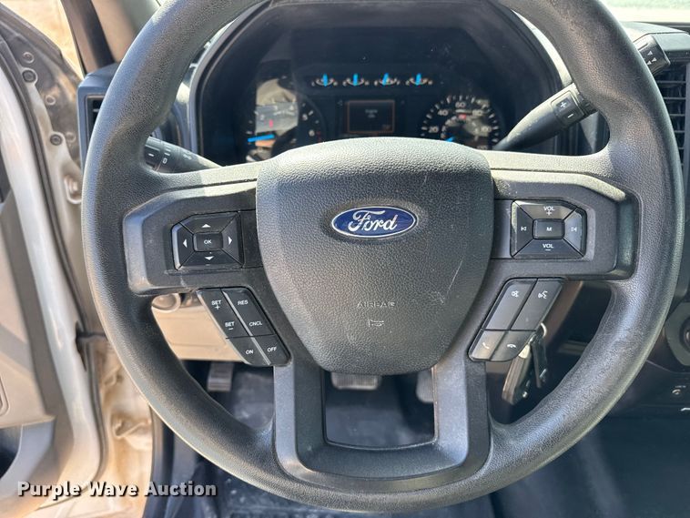 image for item DZ5386 2015 Ford F150 Ext. Cab pickup truck