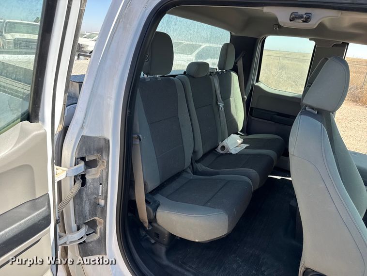 image for item DZ5386 2015 Ford F150 Ext. Cab pickup truck