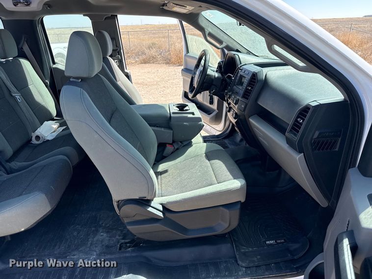 image for item DZ5386 2015 Ford F150 Ext. Cab pickup truck