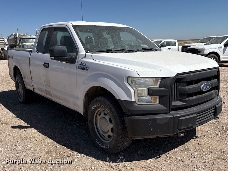 image for item DZ5388 2016 Ford F150 Ext. Cab pickup truck