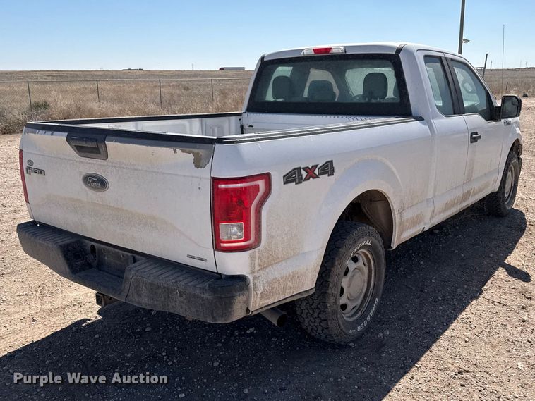 image for item DZ5388 2016 Ford F150 Ext. Cab pickup truck