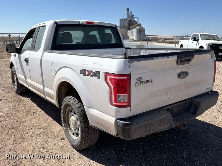 image for item DZ5388 2016 Ford F150 Ext. Cab pickup truck
