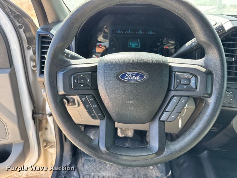 image for item DZ5388 2016 Ford F150 Ext. Cab pickup truck