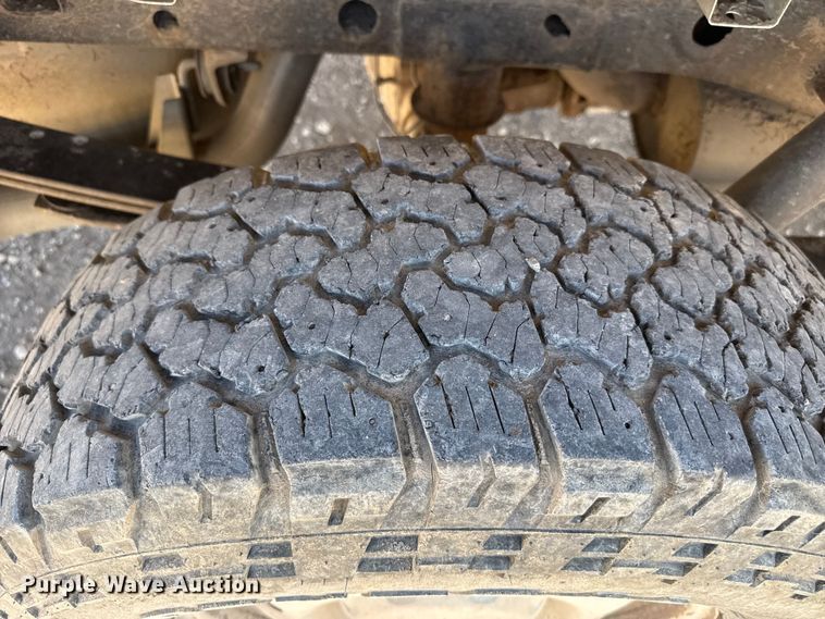 image for item DZ5388 2016 Ford F150 Ext. Cab pickup truck