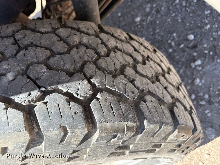 image for item DZ5388 2016 Ford F150 Ext. Cab pickup truck