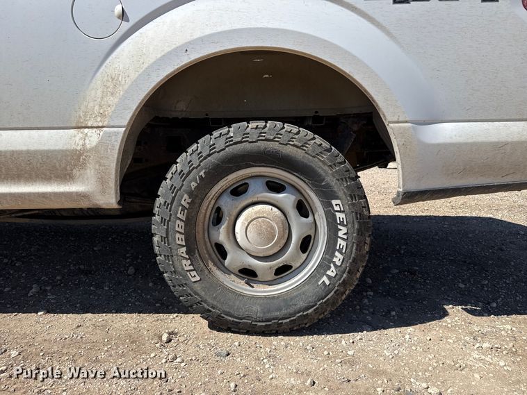 image for item DZ5388 2016 Ford F150 Ext. Cab pickup truck