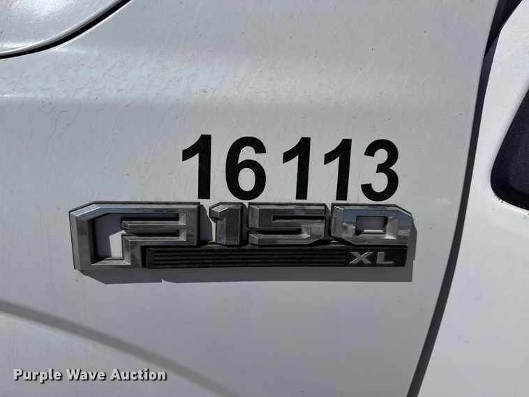 image for item DZ5388 2016 Ford F150 Ext. Cab pickup truck