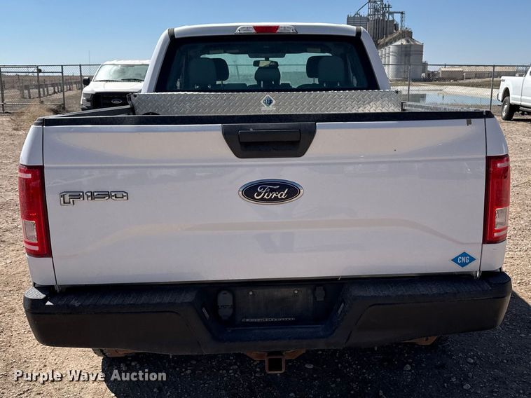 image for item DZ5389 2016 Ford F150 Ext. Cab pickup truck