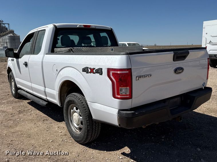 image for item DZ5389 2016 Ford F150 Ext. Cab pickup truck