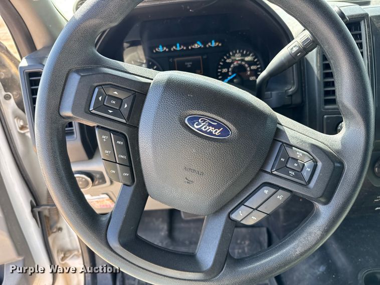 image for item DZ5389 2016 Ford F150 Ext. Cab pickup truck