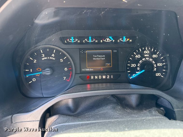 image for item DZ5389 2016 Ford F150 Ext. Cab pickup truck