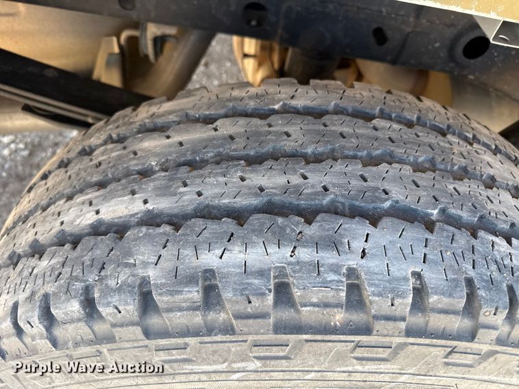 image for item DZ5389 2016 Ford F150 Ext. Cab pickup truck