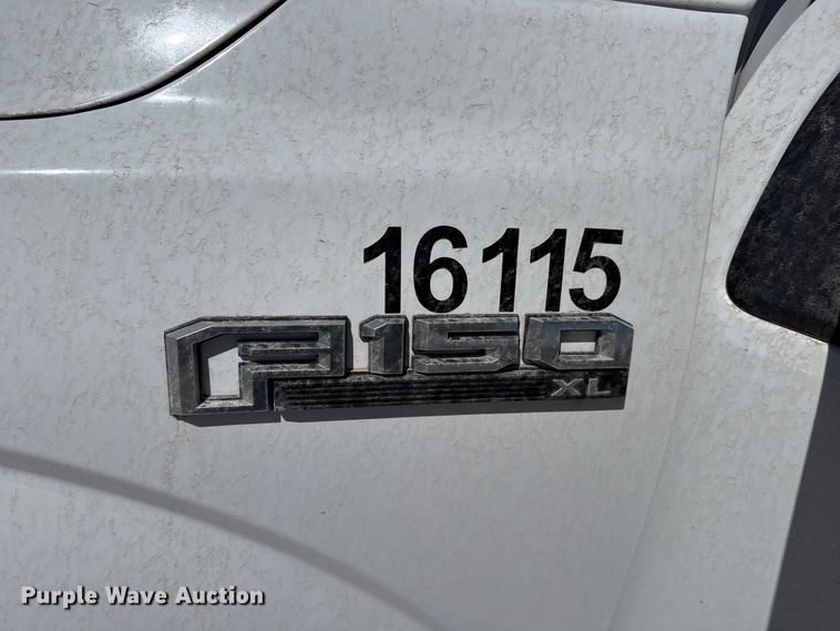 image for item DZ5389 2016 Ford F150 Ext. Cab pickup truck