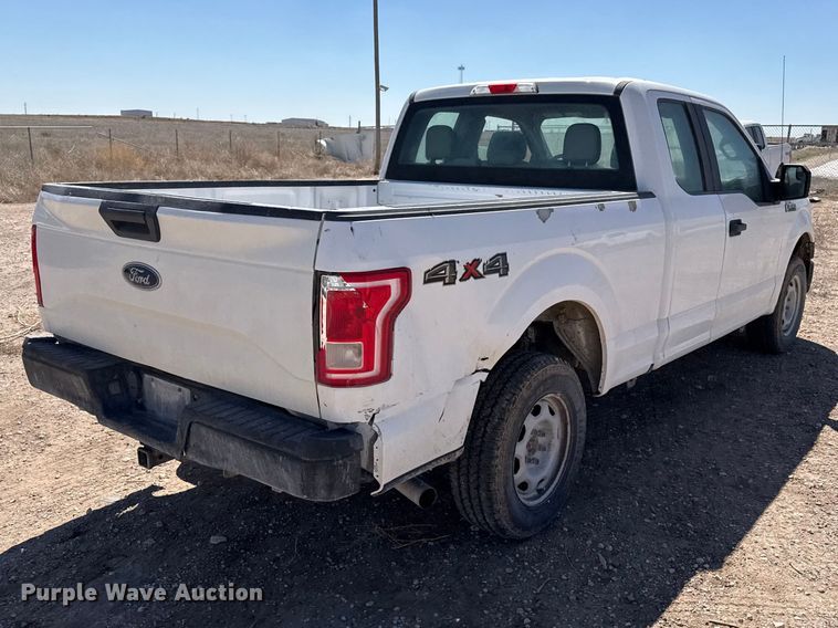 image for item DZ5390 2016 Ford F150 Ext. Cab pickup truck