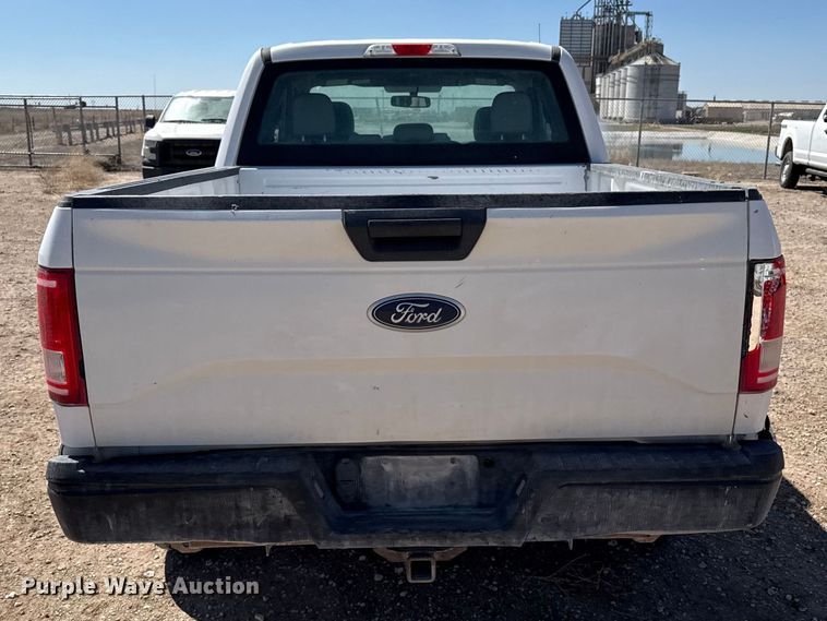 image for item DZ5390 2016 Ford F150 Ext. Cab pickup truck