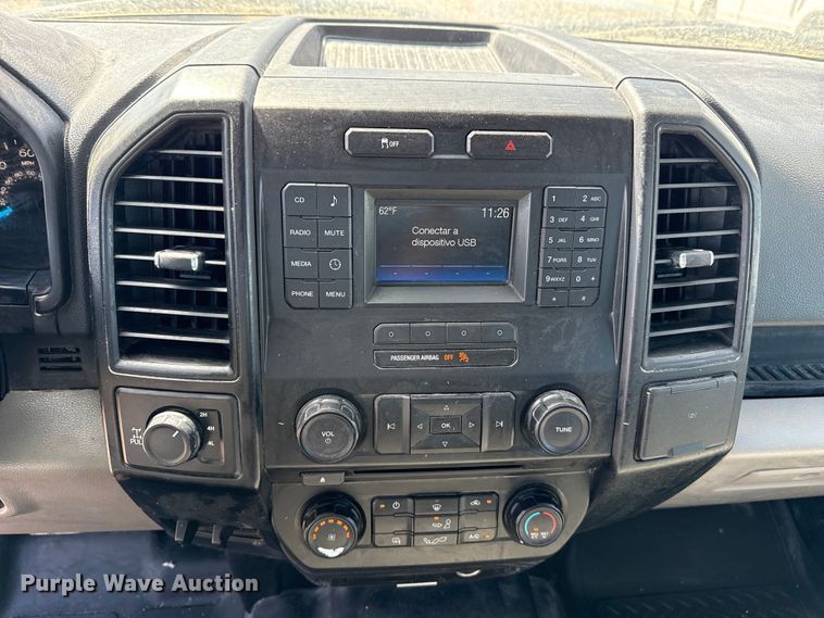 image for item DZ5390 2016 Ford F150 Ext. Cab pickup truck